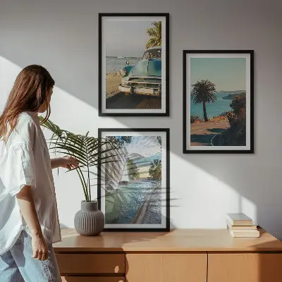 Set de 3 cuadros para salón con diseño de cascada de palmeras navideñas