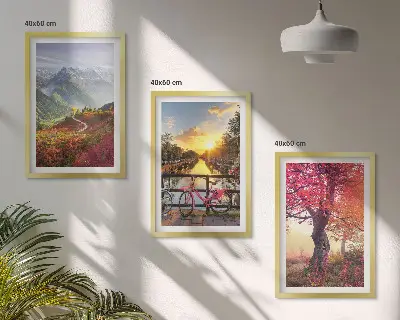 Set de 3 cuadros para salón con diseño de paisajes de montaña en bicicleta