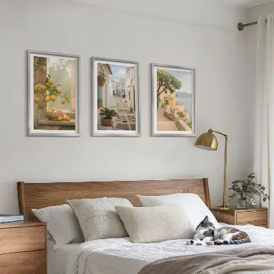 Juego de 3 cuadros con vista de ventana y árbol de cítricos