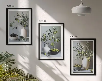 Set de 3 cuadros para salón con diseño de aceitunas en jarrones discretos