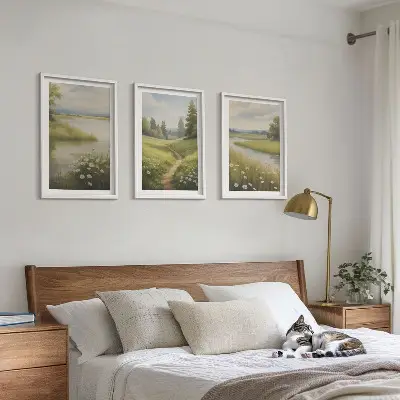 Set de 3 cuadros para salón con paisaje primaveral de pradera ribereña