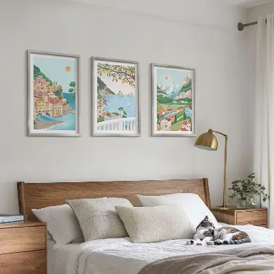 Set de 3 cuadros para salón con vistas costeras en tonos pastel