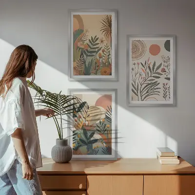Juego de 3 cuadros con motivos vegetales en colores apagados