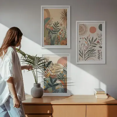Juego de 3 cuadros con motivos vegetales en colores apagados