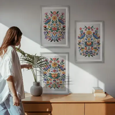 Set de 3 cuadros para salón con estampados florales en colores intensos
