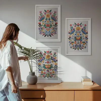 Set de 3 cuadros para salón con estampados florales en colores intensos