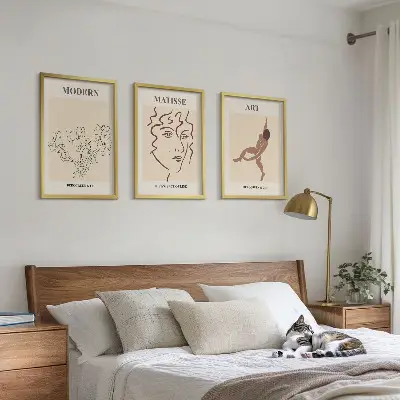 Juego de 3 cuadros con gráficos elegantes de personajes florales