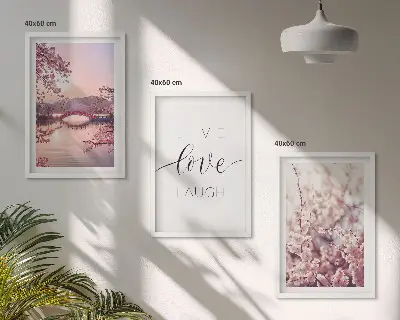 Juego de 3 cuadros con motivo de puente de flores