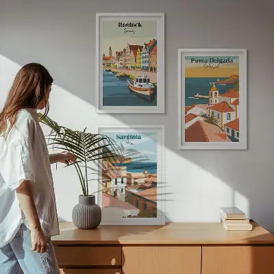 Juego de 3 cuadros con vistas de ciudades costeras europeas