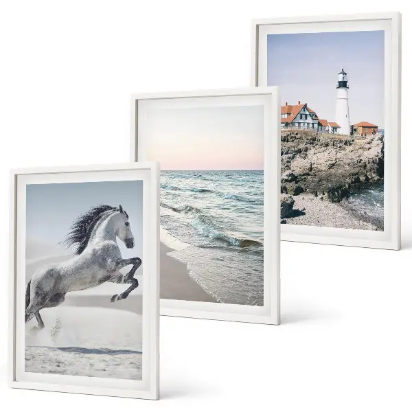 Set de 3 cuadros decorativos para salón con diseño de caballos en la playa con faro y olas