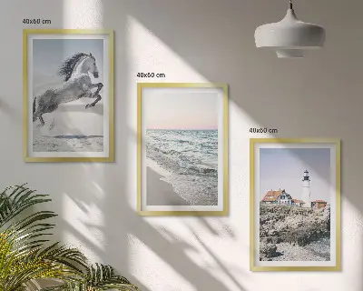 Set de 3 cuadros decorativos para salón con diseño de caballos en la playa con faro y olas