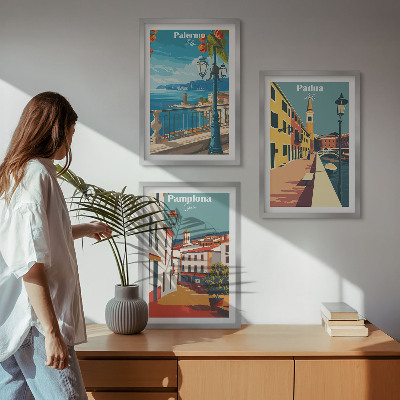 Set de 3 cuadros para salón Ilustraciones urbanas retro
