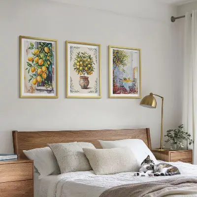 Set de 3 cuadros para salón con diseño de frutales y limoneros al sol