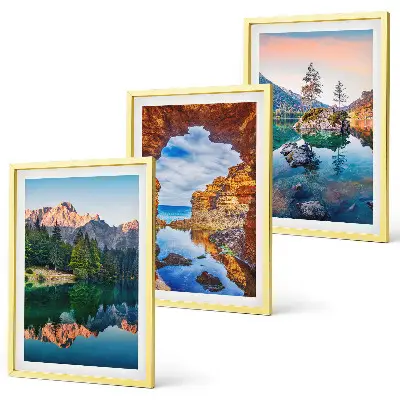 Juego de 3 cuadros con reflejos de rocas en lagos de montaña
