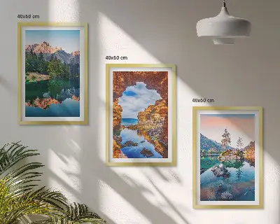Juego de 3 cuadros con reflejos de rocas en lagos de montaña