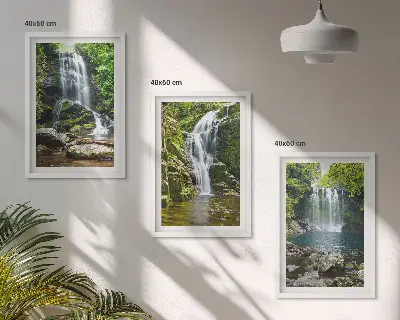 Set de 3 cuadros para salón con diseño de cascadas y entorno verde