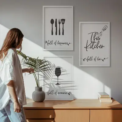 Set de 3 cuadros decorativos con diseños de utensilios de cocina para salón