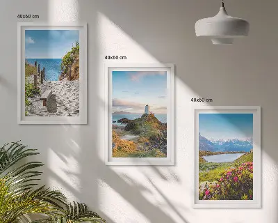 Juego de 3 cuadros con motivos de playa, faro, montañas y flores