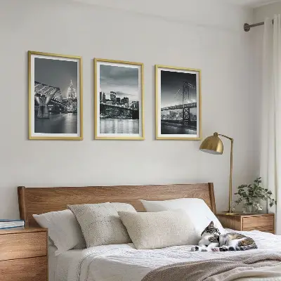 Juego de 3 cuadros con diseño de puentes de arquitectura urbana en tonos grises