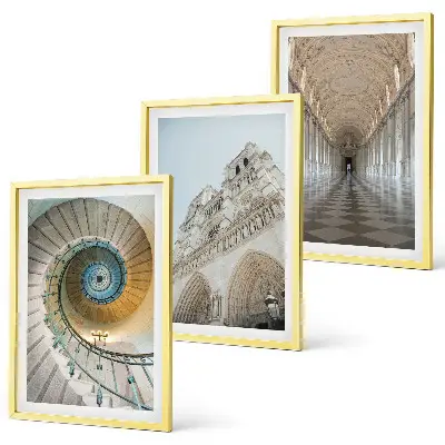 Set de 3 cuadros para salón con la imagen de la escalera de caracol de la fachada de la catedral