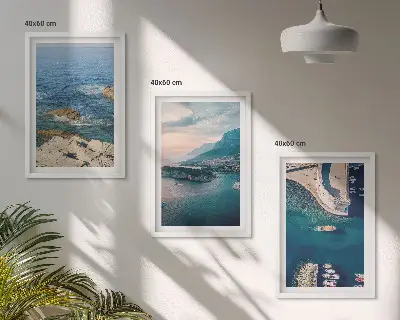 Juego de 3 cuadros con motivos de vistas al mar, acantilados y puertos