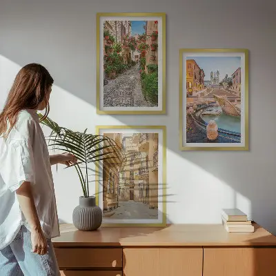 Set de 3 cuadros para salón decoración con diseño de las encantadoras calles de la fuente