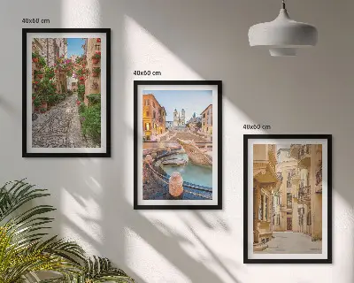 Set de 3 cuadros para salón decoración con diseño de las encantadoras calles de la fuente