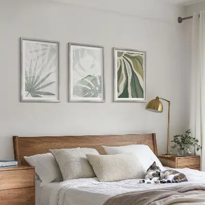 Set de 3 cuadros para salón con diseño de hojas de plantas en verde y gris