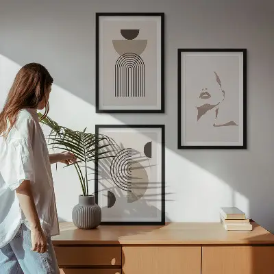 Juego de 3 cuadros diseño de formas abstractas y rostro