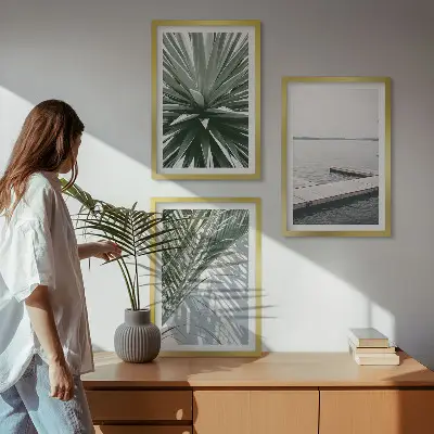 Set de 3 cuadros para salón con diseño de puente de madera y hojas de palmera