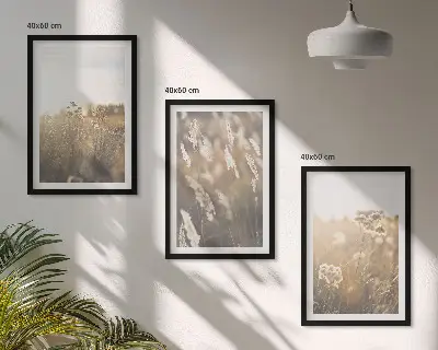 Juego de 3 cuadros con diseño de flores en paisaje cálido