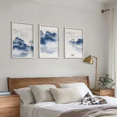 Set de 3 cuadros para salón con diseño de montañas, nubes, árboles y pájaros