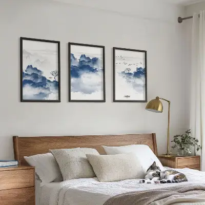 Set de 3 cuadros para salón con diseño de montañas, nubes, árboles y pájaros