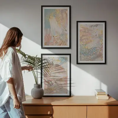 Juego de 3 cuadros con patrones abstractos en tonos pastel