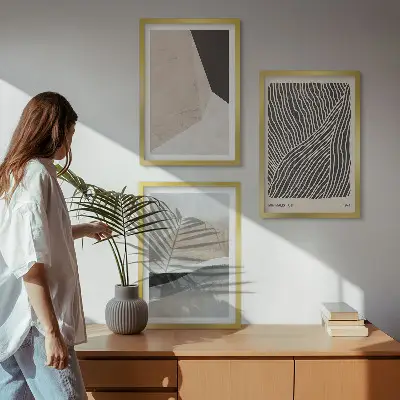 Juego de 3 cuadros con estampados abstractos en tonos beige y gris