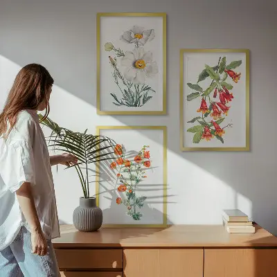 Juego de 3 cuadros con diseños de arreglos florales retro