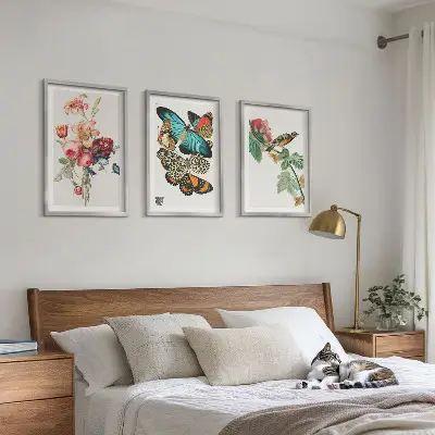 Set de 3 cuadros para salón con diseño de flores, mariposas y pájaros en tonos pastel