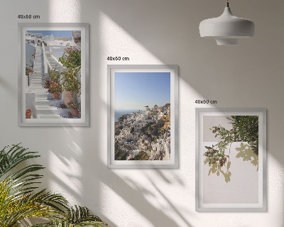 Set de 3 cuadros para salón Escaleras blancas con vistas a Santorini