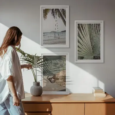 Set de 3 cuadros para salón diseño de columpio en la playa con hojas