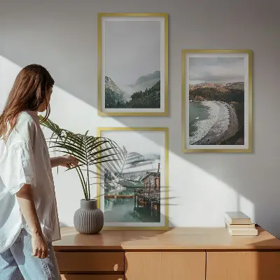 Set de 3 cuadros para salón con diseño de montañas playa nubes y agua