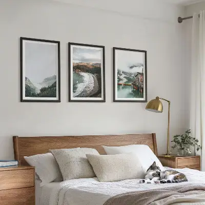 Set de 3 cuadros para salón con diseño de montañas playa nubes y agua