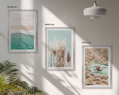 Set de 3 cuadros para salón Sombrero de hierba con olas de playa