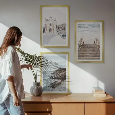 Set de 3 cuadros para salón con arquitectura marina de Santorini