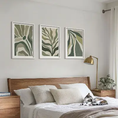 Set de 3 cuadros para salón con ilustraciones de hojas verdes pintadas