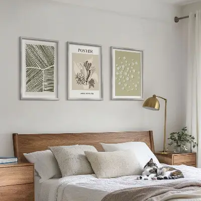 Set de 3 cuadros para salón con motivos vegetales discretos