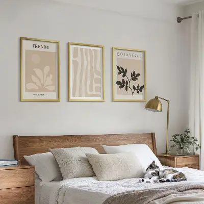 Set de 3 cuadros para salón con elegantes estampados de plantas en color beige y negro