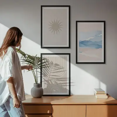 Set de 3 cuadros para salón diseño de ondas solares con líneas abstractas en tonos pastel