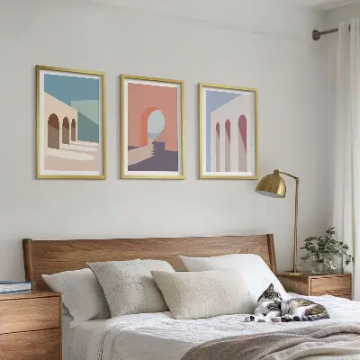 Set de 3 cuadros decorativos para salón con diseño de gráficos arquitectónicos en tonos pastel