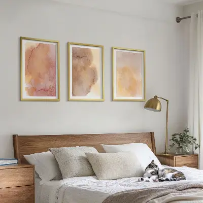 Set de 3 cuadros para salón con diseño de texturas cálidas y coloridas en acuarela