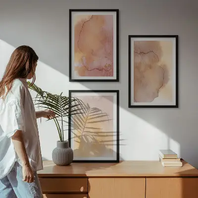 Set de 3 cuadros para salón con diseño de texturas cálidas y coloridas en acuarela